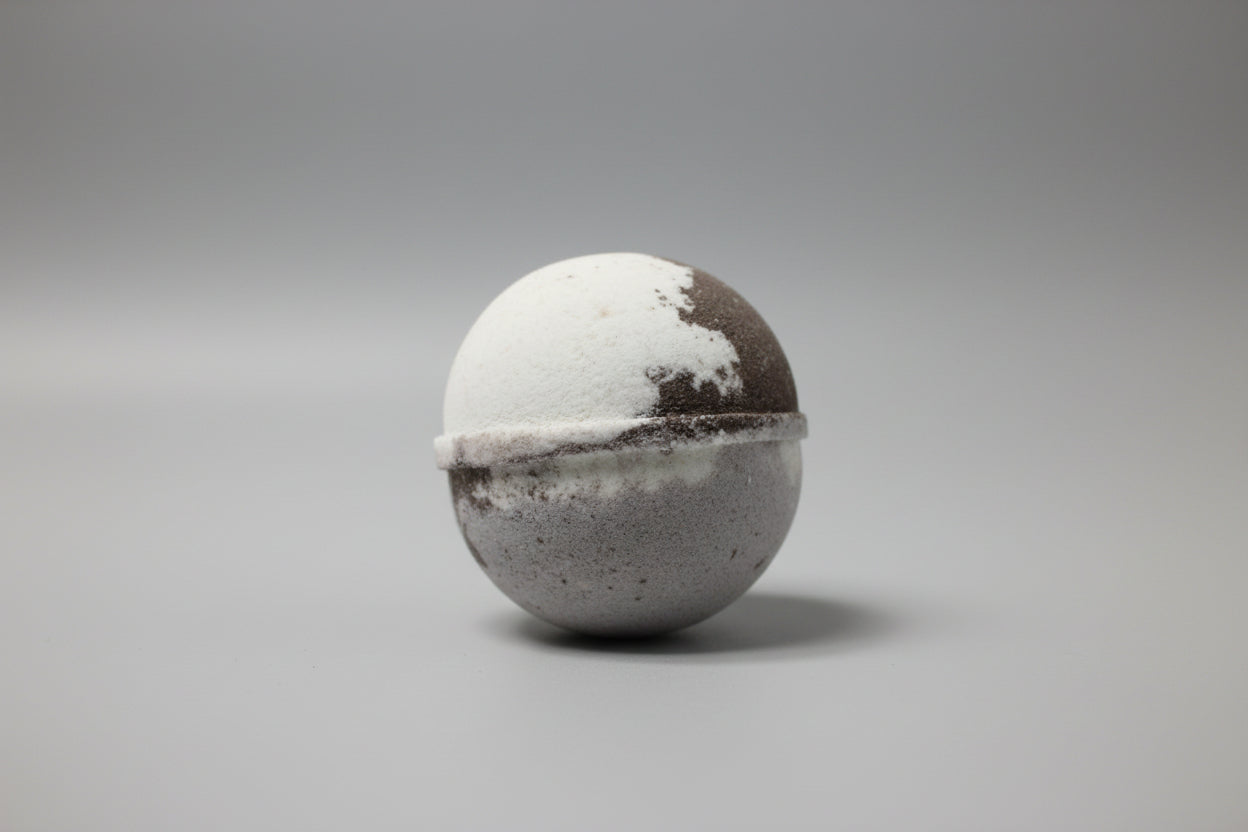 Kentucky bourbon bath bomb